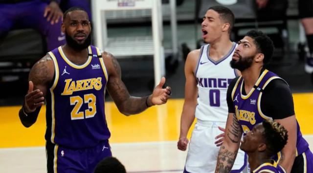 开云-有同款吗？哈利伯顿：曾经很喜欢詹姆斯 所以是科黑